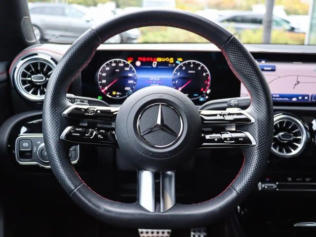 Mercedes-Benz CLA 200 AMG Line