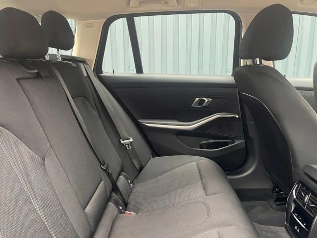 BMW 318 318i Touring