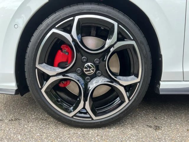 Volkswagen Golf 2.0 TSI DSG GTI