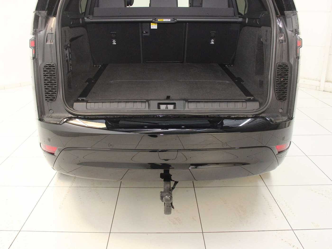 Land Rover Discovery D250 Dynamic SE