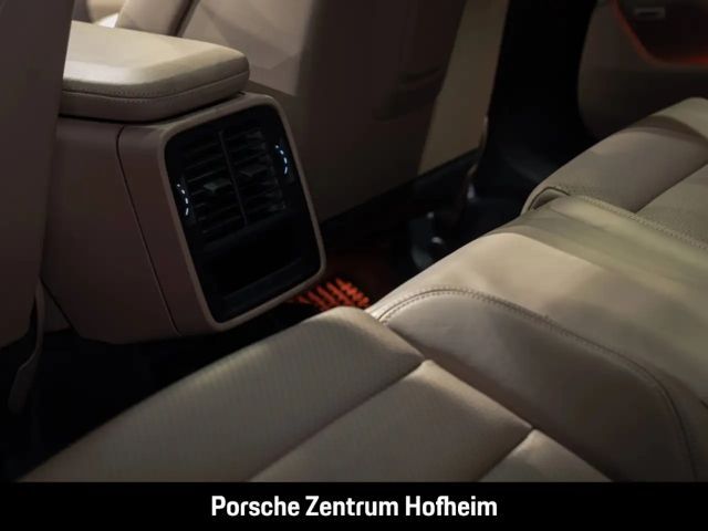 Porsche Taycan 4 Cross Turismo