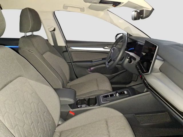 Volkswagen Golf 1.5 TSI Variant