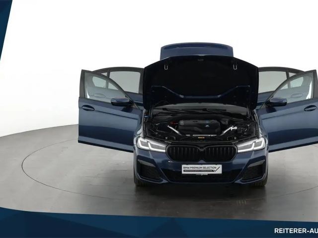 BMW 530 530e M-Sport Sedan xDrive