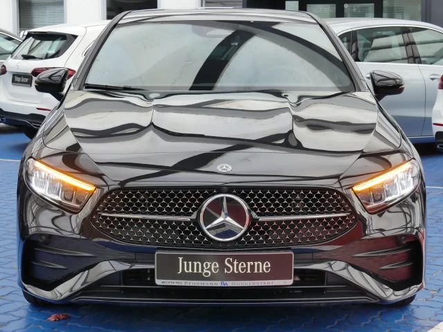 Mercedes-Benz A 180 AMG Line