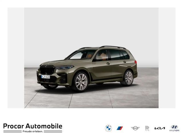 BMW X7 M50i