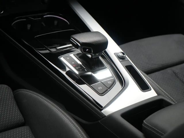 Audi A4 Avant Quattro S-Line