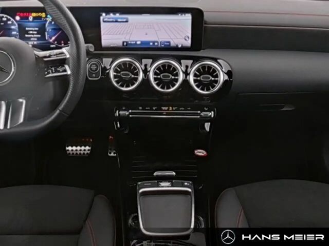 Mercedes-Benz CLA 200 AMG Line CLA 200 d Coupé