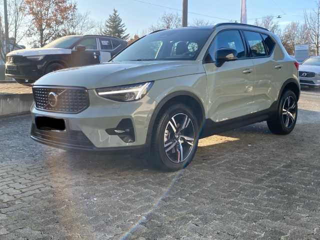 Volvo XC40 Dark Plus