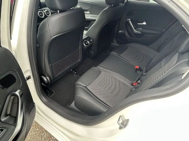 Mercedes-Benz A 180 °Automatik° Behaltefrist Feb.2026