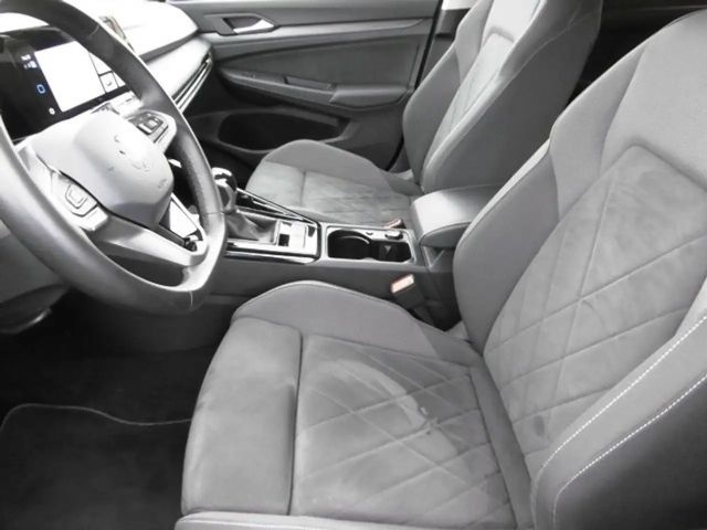 Volkswagen Golf 1.5 TSI Golf VIII Style Variant