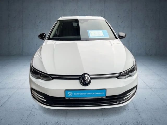 Volkswagen Golf 1.5 eTSI DSG Move