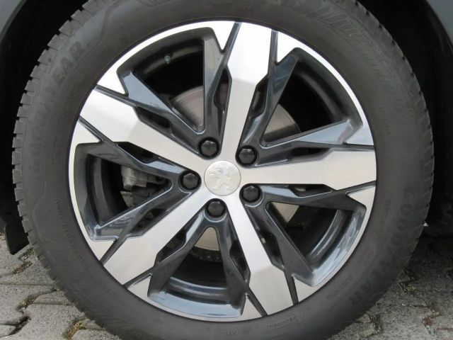 Peugeot 3008 Allure Pack EAT8 PureTech