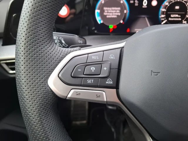 Volkswagen Golf DSG Golf VIII R-Line Variant