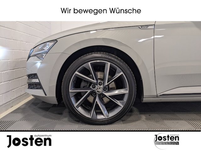 Skoda Superb 2.0 TDI Combi Sportline