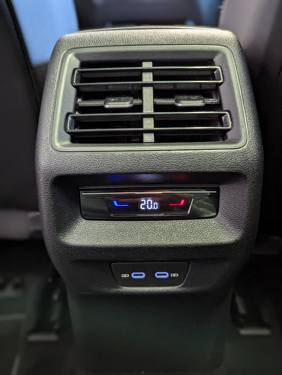 Volkswagen Tayron 2.0 TDI R-Line