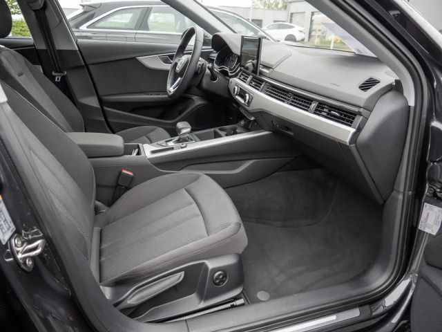 Audi A4 35 TDI Avant S-Tronic