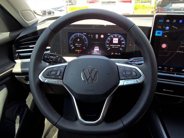 Volkswagen Passat Pro