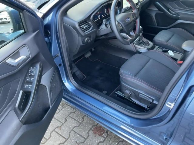 Ford Focus ST Line Wagon