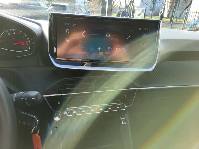 Peugeot 208 Allure Pack Hybrid