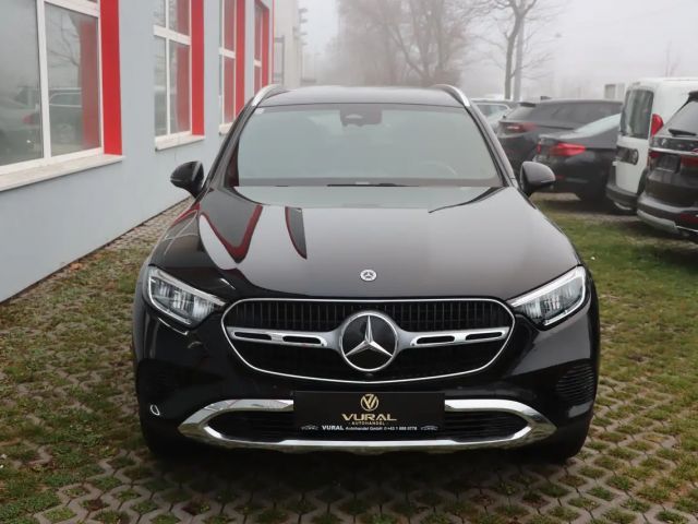 Mercedes-Benz GLC 300 4MATIC