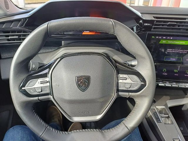 Peugeot 408 130 Allure Pack EAT8 PureTech