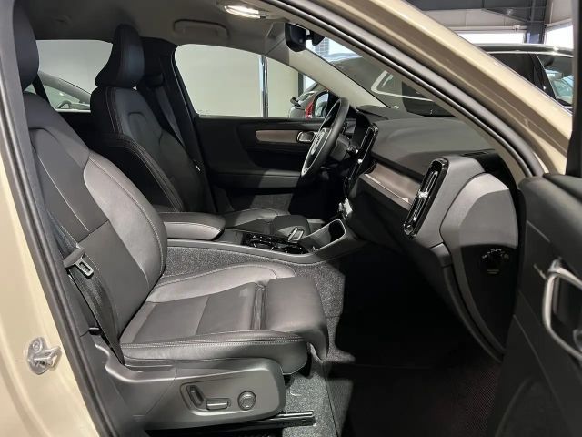 Volvo XC40 Dark Plus