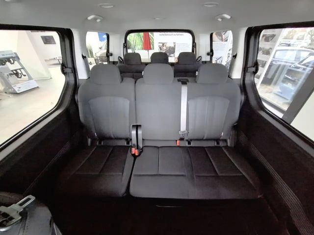 Hyundai Staria Trend