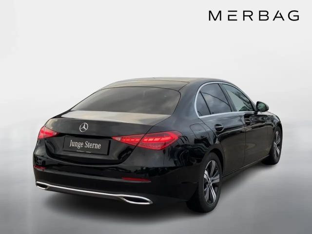 Mercedes-Benz C 200 C 200 d Sedan