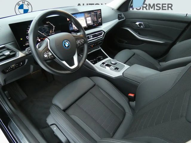 BMW 330 330e Touring