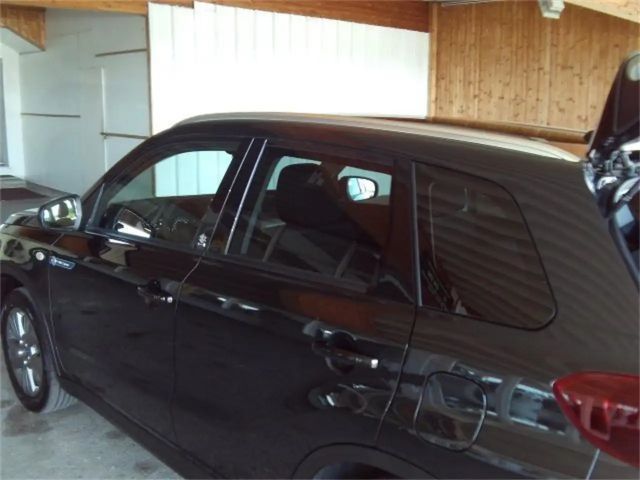 Suzuki Vitara AllGrip GL Hybrid Shine