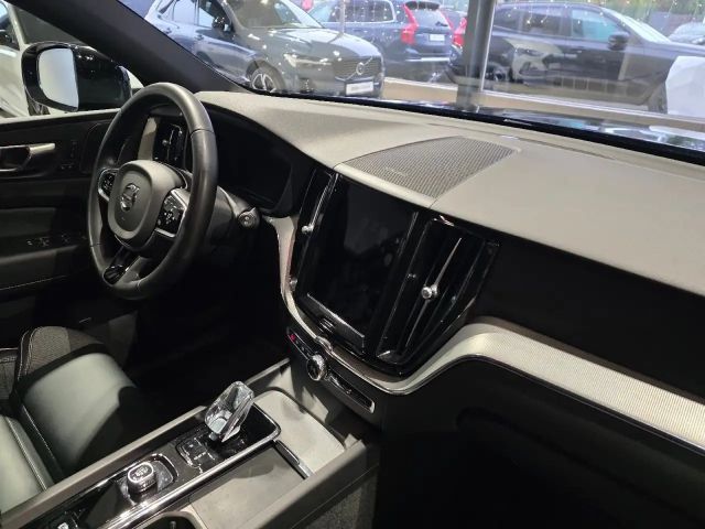 Volvo XC60 AWD Dark Plus Recharge T6
