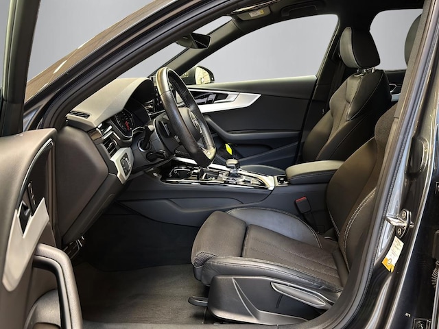 Audi A4 40 TFSI Avant Quattro S-Tronic
