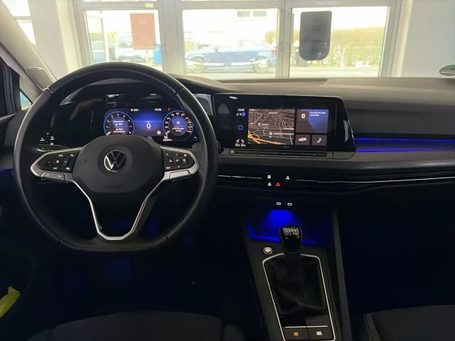 Volkswagen Golf 1.5 TSI Style