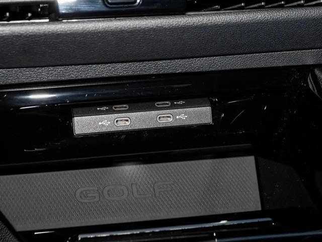 Volkswagen Golf DSG GTI Golf VIII Style