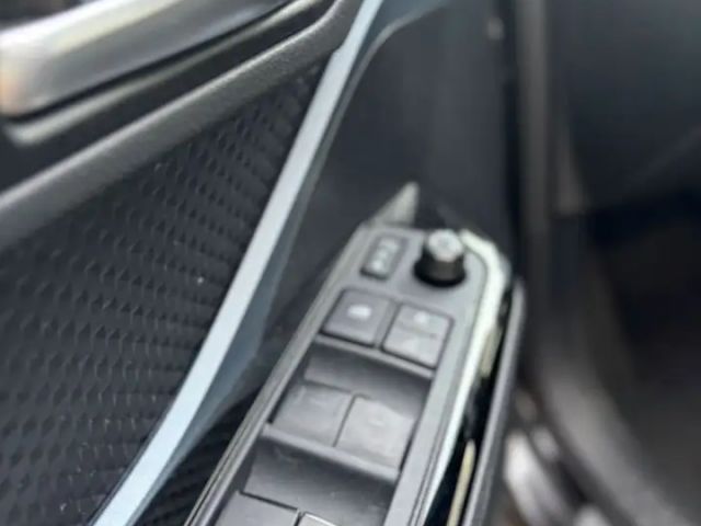 Toyota C-HR Hybride Team D