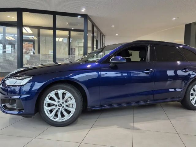 Audi A4 45 TFSI Avant Quattro