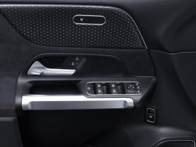 Mercedes-Benz GLB 250 4MATIC