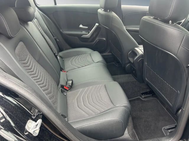 Mercedes-Benz A 180 Progressive