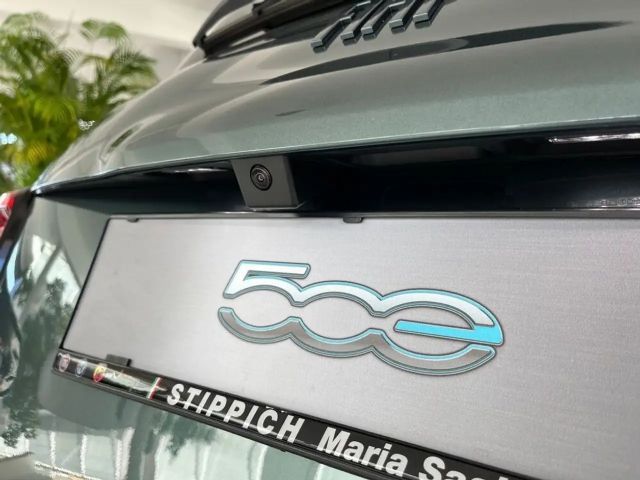 Fiat 500 87kW 42kWh Giorgio Armani Collector´s Edition