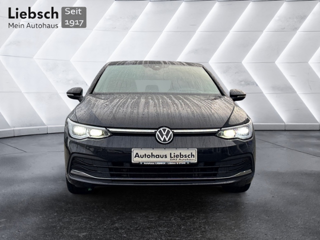 Volkswagen Golf 1.5 eTSI DSG Golf VIII IQ.Drive