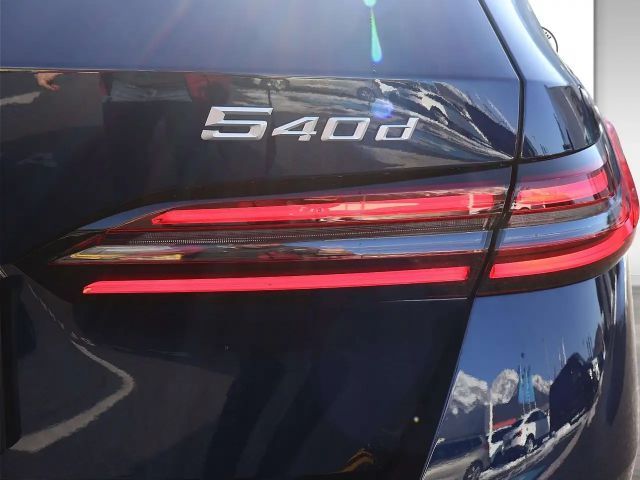 BMW 540 540d M-Sport Touring xDrive