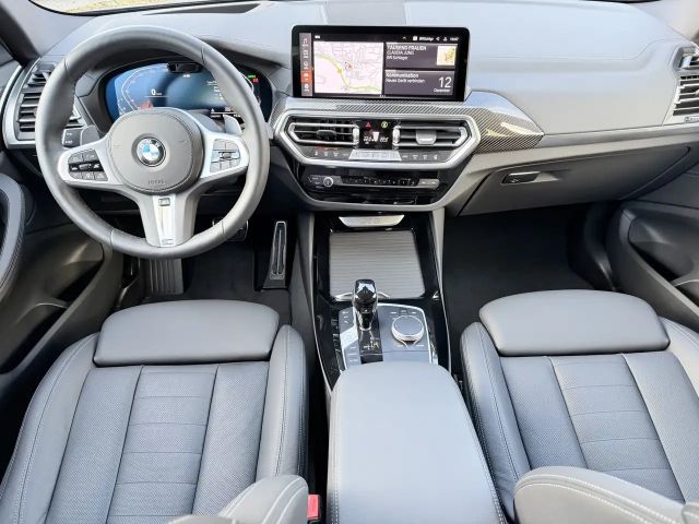 BMW X3 xDrive30i