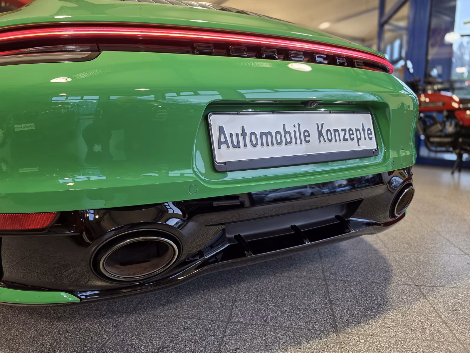 Porsche 911 4 992 Cabriolet Carrera