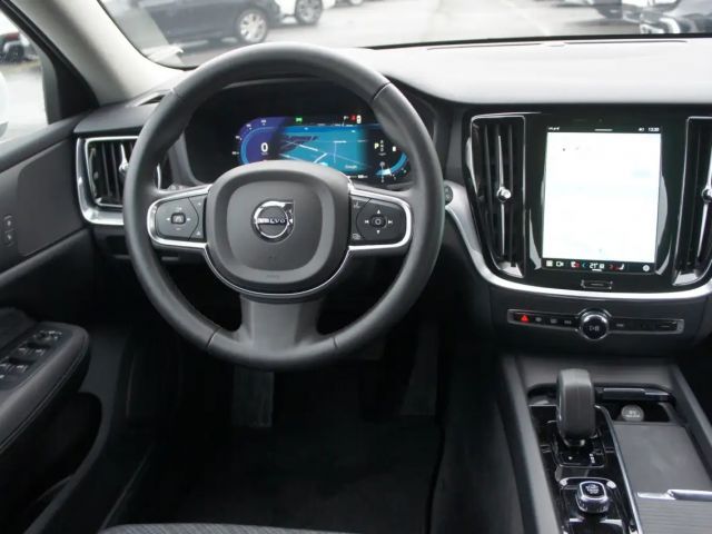 Volvo V60 Core