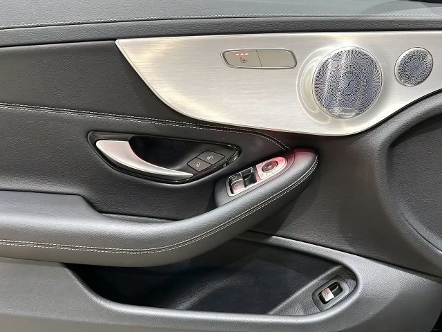 Mercedes-Benz C 200 AMG Line Coupé