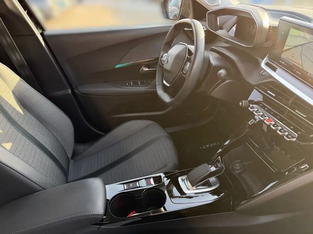 Peugeot E-2008 Allure Pack