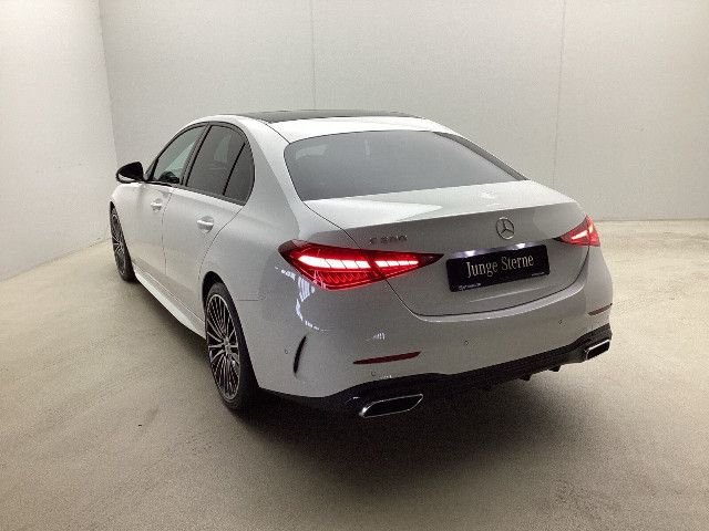 Mercedes-Benz C 200 Sedan