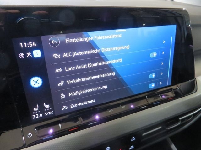 Volkswagen Golf 1.5 TSI Golf VIII Move