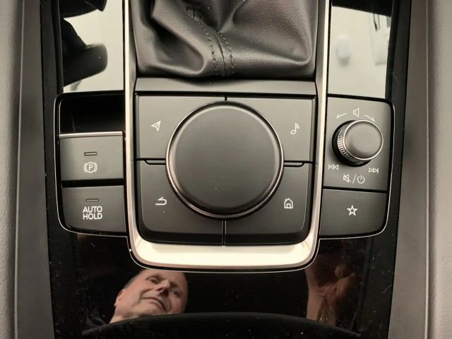 Mazda 3 SkyActiv Takumi e-Skyactiv