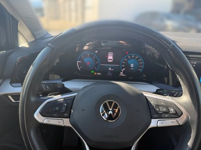 Volkswagen Golf DSG Life Variant